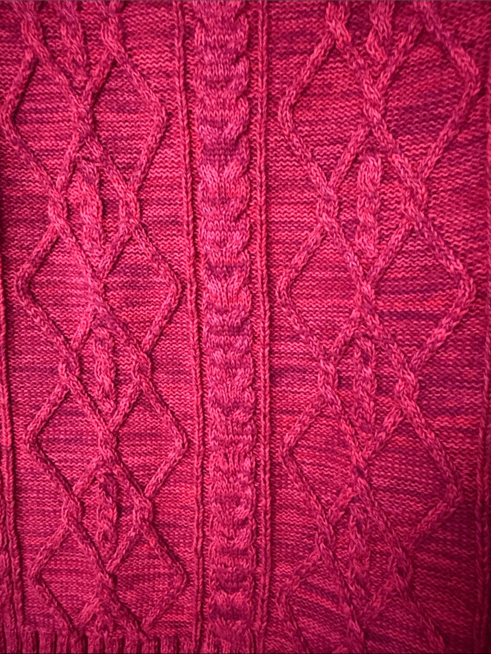 GAP Cable Knit Crew Neck Sweater Bright Pink Fuchsia Small Cozy Preppy - Picture 5 of 7